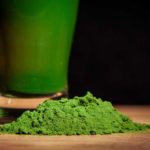 Green juice made from powder